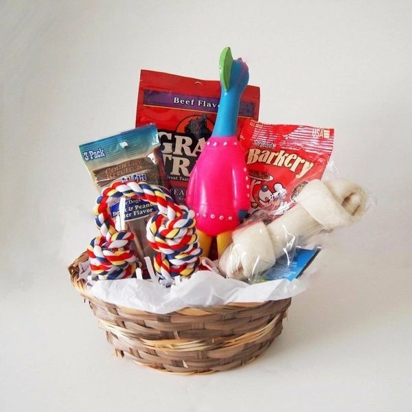 Pet Christmas Gift Basket