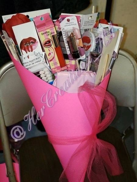 Make Up Bouquet